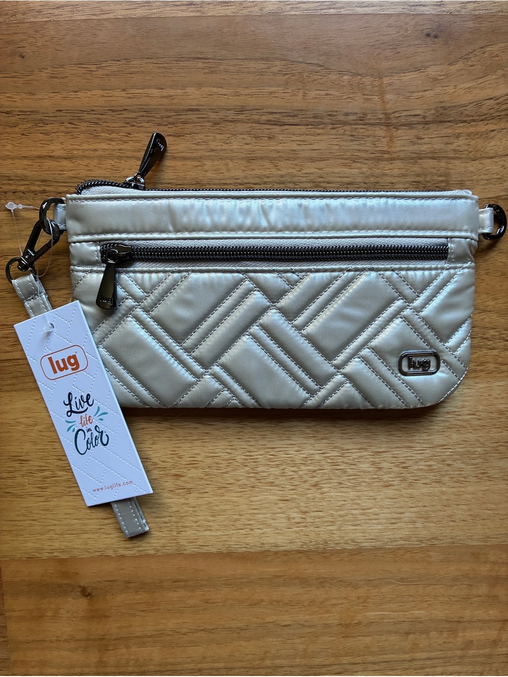 NWT Super Metro in Metallic Pebble